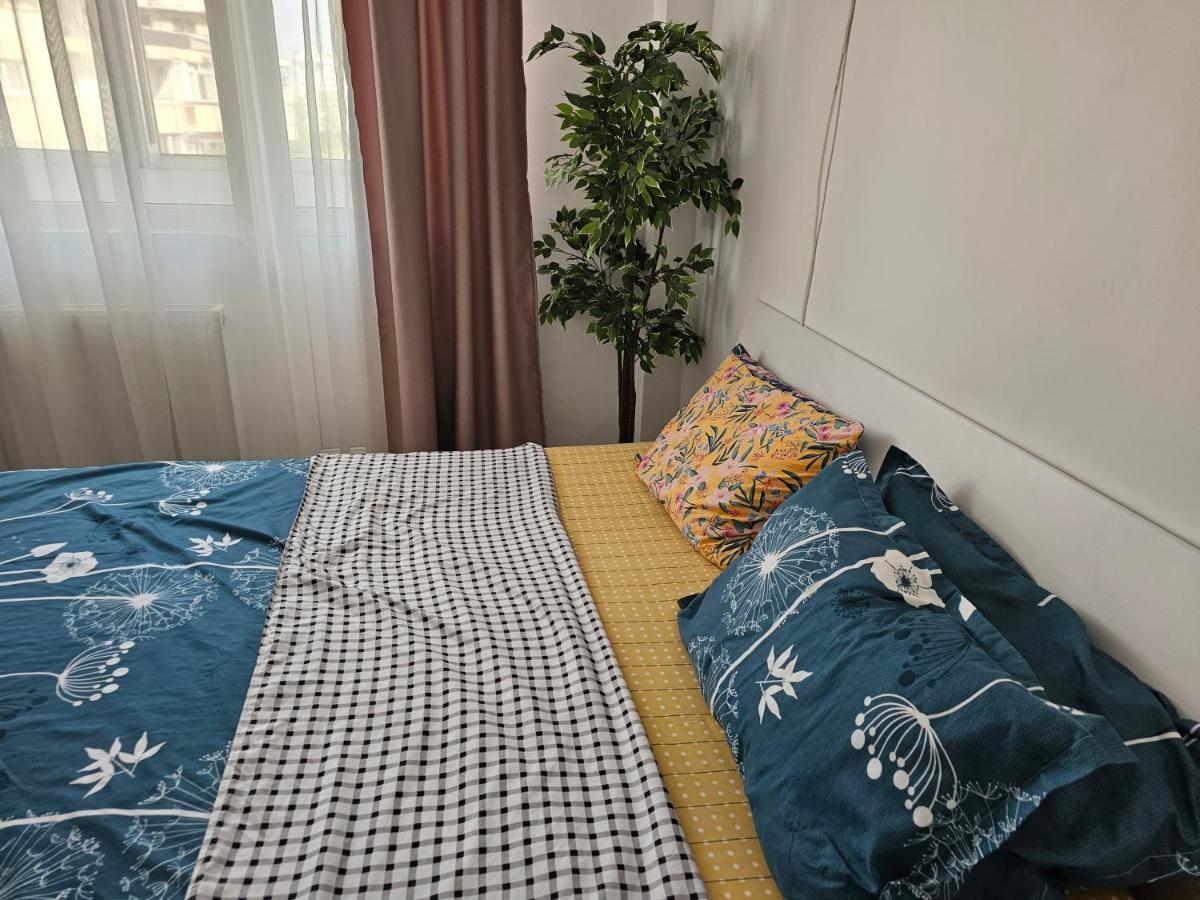 Apartament Near The Park Two Rooms بوخارست المظهر الخارجي الصورة