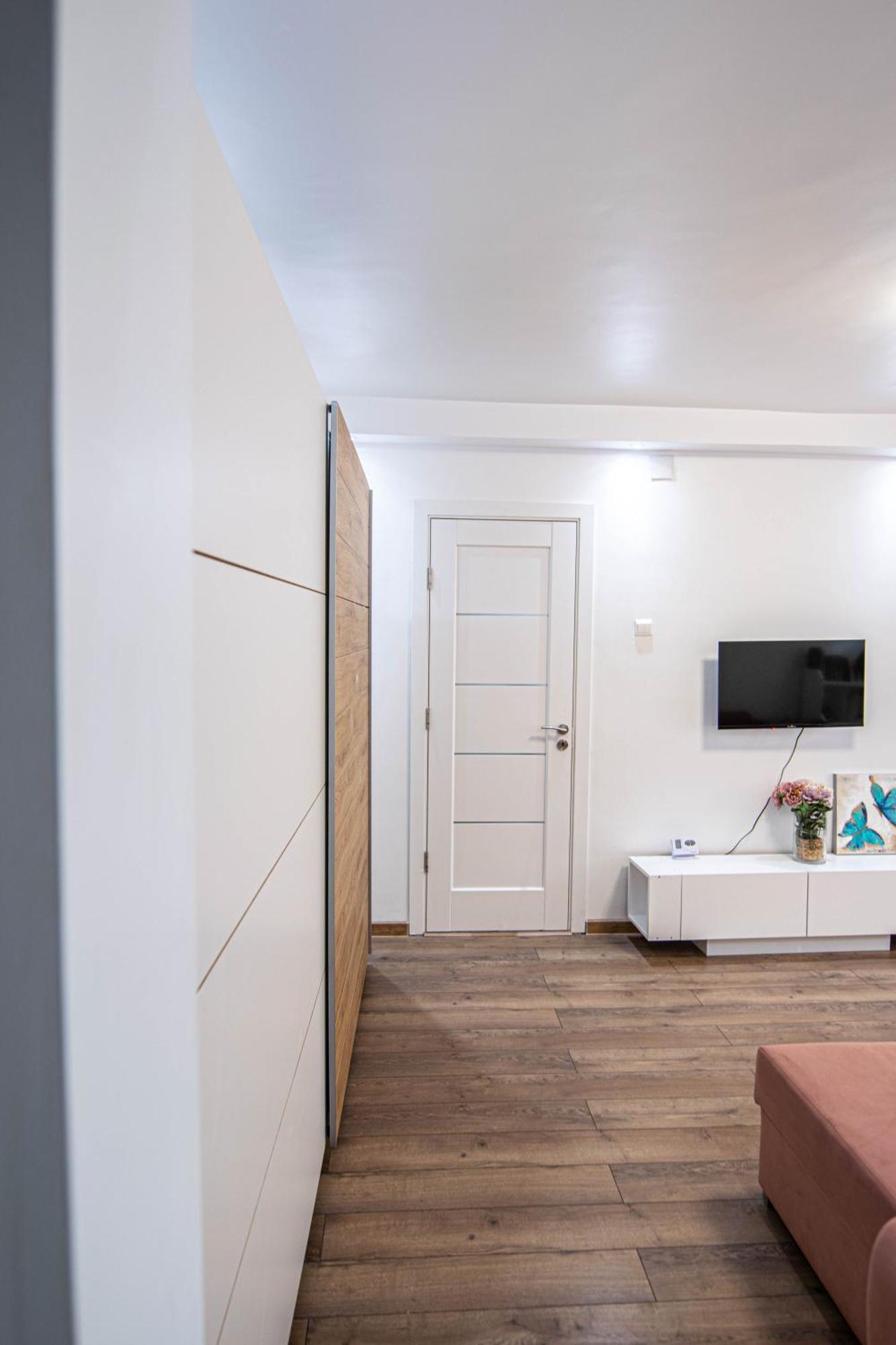Apartament Near The Park Two Rooms بوخارست المظهر الخارجي الصورة